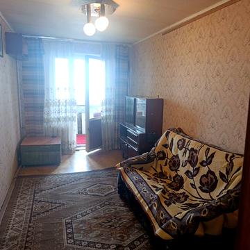 Павла Тичини просп., 28