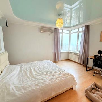 Осіння вул., 33