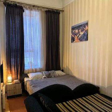 Модеста Менцинського вул., 7