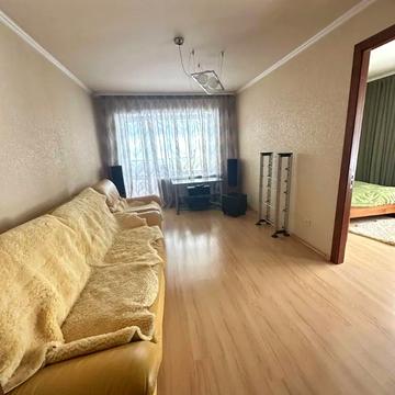 Дениса Котенка вул. (152-ї Дивізії), 3