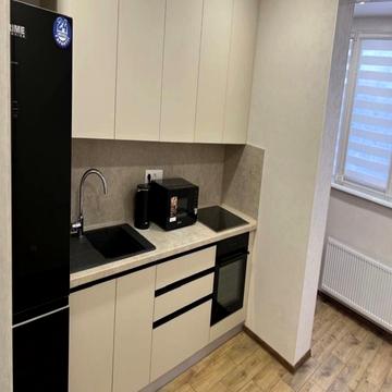 Миру вул., 31