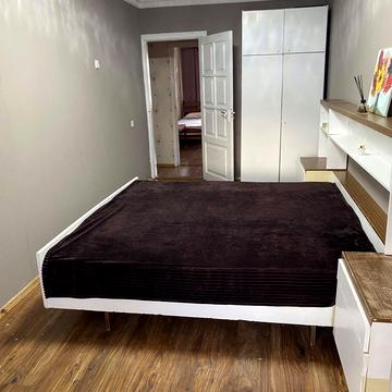 Зої Гайдай вул., 3-А