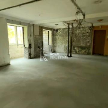 Павла Тичини просп., 9