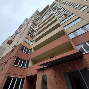 Євгена Чикаленка вул., (Будинок)