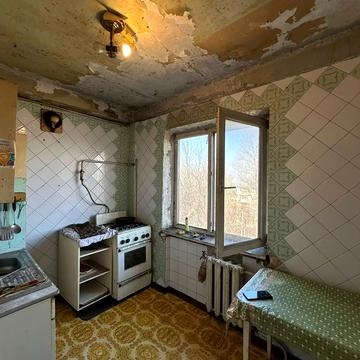 Василя Стуса просп., 14