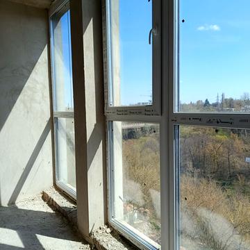 Героїв Десантників вул., (Будинок)