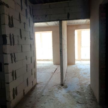 Героїв Десантників вул., (Будинок)