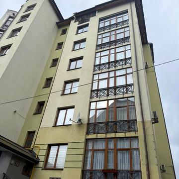 Іллі Мечникова вул., 20