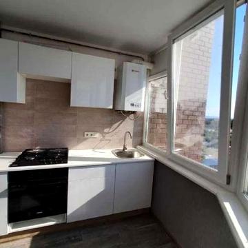 Незалежності вул., 4