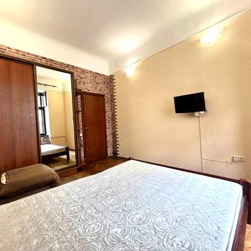 Миколи Гоголя вул., 9