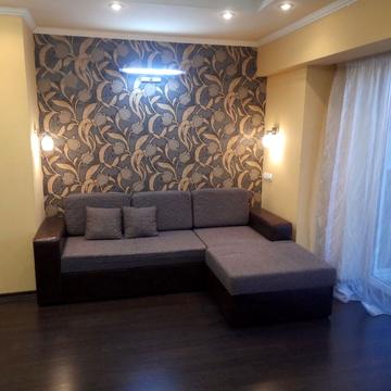 Олександра Поля просп. (Кірова), 27-Д