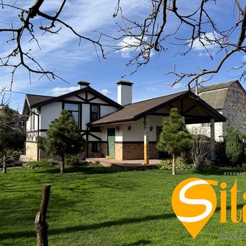 Центральна вул.