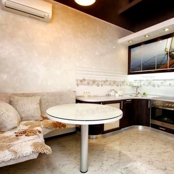 Літературна вул., 12а, к.1