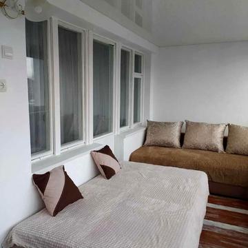 Володимира Великого вул. (Артема), 1