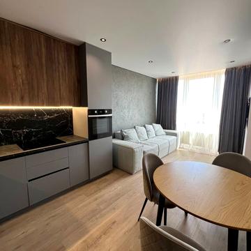 Університетська вул., 3/4