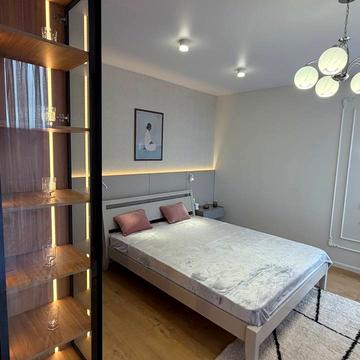 Львівська вул., (Будинок)