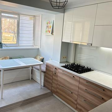 Олександра Архипенка вул. (Мате Залки), 10-Б