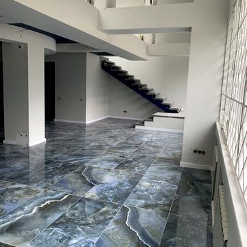 Миколи Міхновського бульв. (Дружби народів), 38