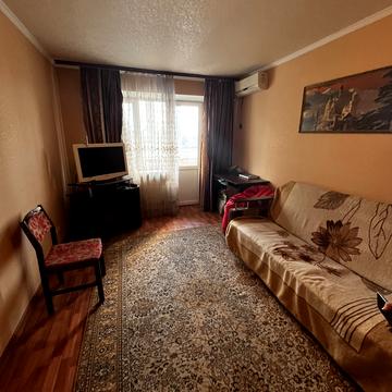 Олександра Поля просп. (Кірова), 76-А