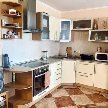 Миколи Бажана просп., 1-М