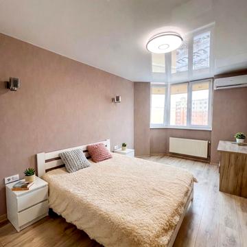 Боголюбова вул., 22