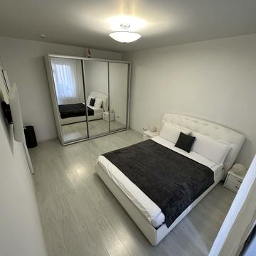 Вячеслава Чорновола вул., 27