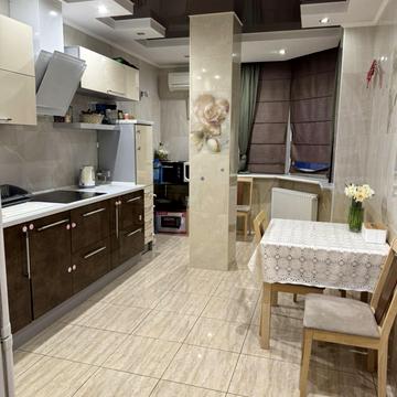 Разумовська вул., 10/12