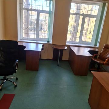 Липська вул., 10