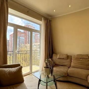 Предславинська вул., 47