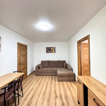 Незалежності вул., 101