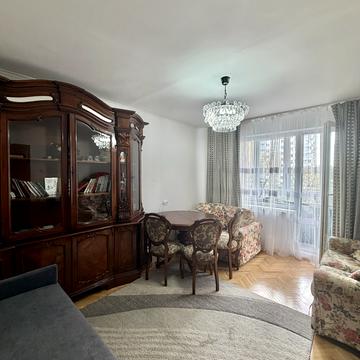 Бориса Грінченка вул., 12