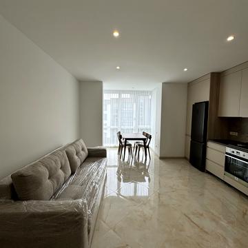 Золота вул., 2