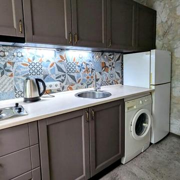 Костя Гордієнка пров., 3