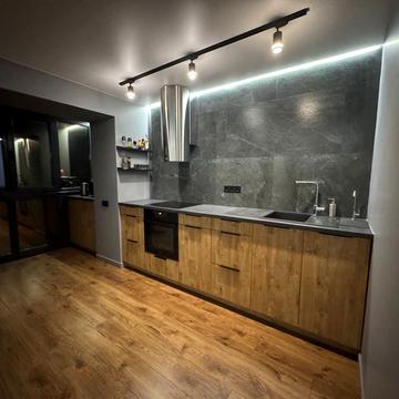 Рибальська вул., 7