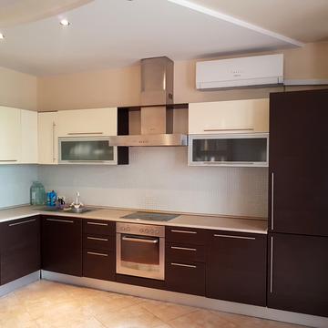 Жилянська вул., 59