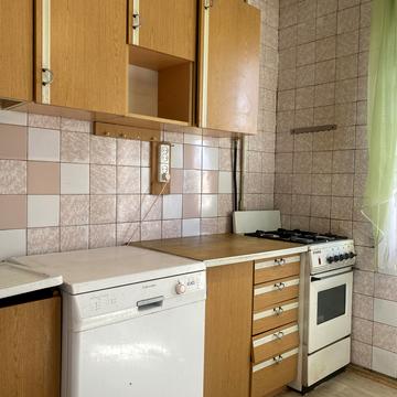 Сержа Лифаря вул. (Олександра Сабурова), 18