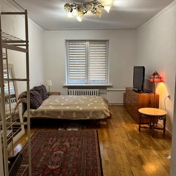 Вишгородська вул., 56/2