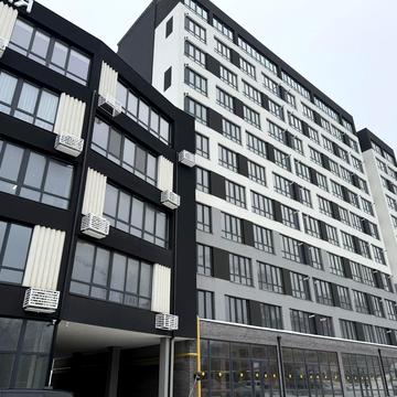 Озерна вул., (Будинок 1)