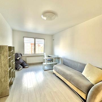 Юлії Здановської вул. (Ломоносова), 81-Б