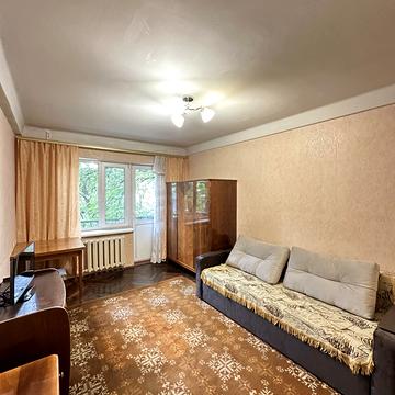 Олександра Довженка вул., 12