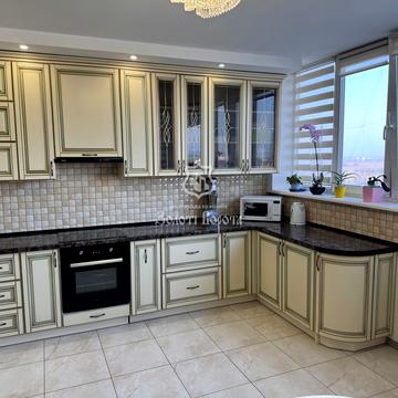 Білогородська вул., 51