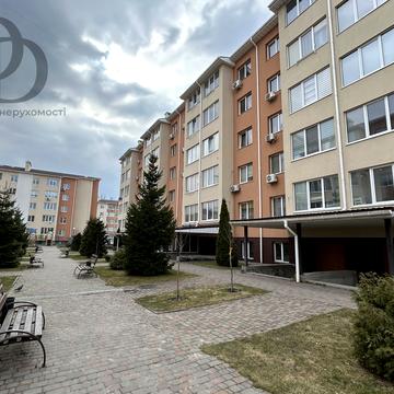 Подільська вул., 6