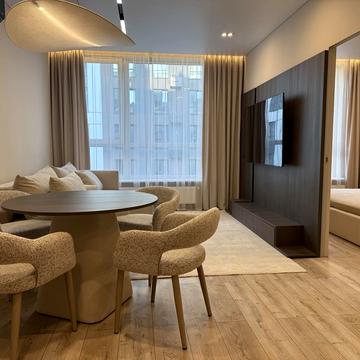 Героїв Майдану вул., 15