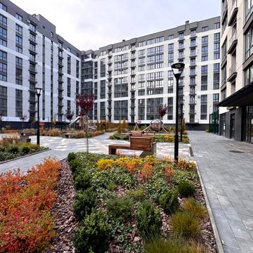 Олександра Довженка вул., (Будинок 11)