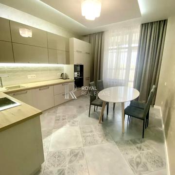 Андрія Верхогляда вул. (Михайла Драгомирова), 11