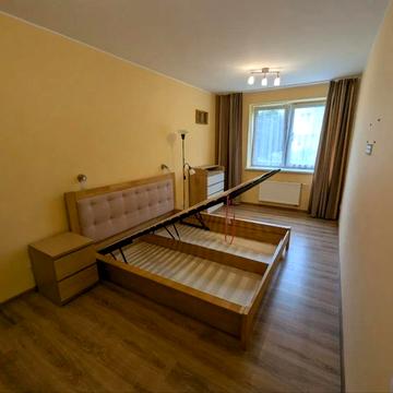 Джерельна вул., 85