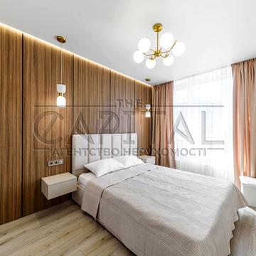 Всеволода Змієнка вул., 15/23