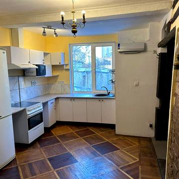 Магістральна вул.