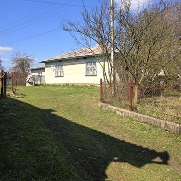 Івана Франка вул., 99