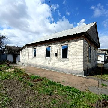 Навроцького, 50